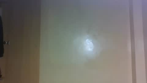Snapshot of petite_linsey chatting on April 20, 11:13 am linsey online show from April 20, 11:13 am