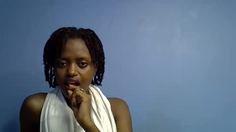 Snapshot of petite_star2 chatting on February 20, 10:54 pm petite_star2 online show from February 20, 10:54 pm