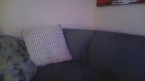 petite treat  online show from February 24, 7:06 am