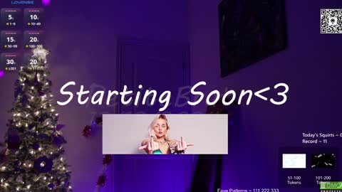 Snapshot of petitebrat chatting on December 13, 8:58 pm PiperAvery online show from December 13, 8:58 pm