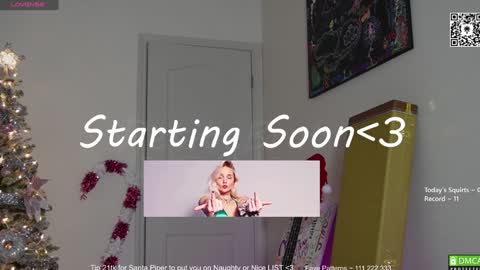 Snapshot of petitebrat chatting on December 17, 10:11 pm PiperAvery online show from December 17, 10:11 pm