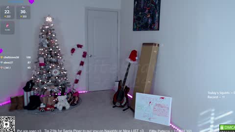 Snapshot of petitebrat chatting on December 19, 5:18 pm PiperAvery online show from December 19, 5:18 pm