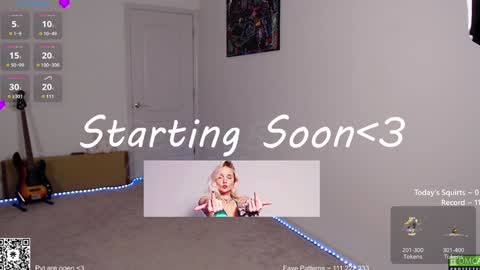 Snapshot of petitebrat chatting on January 8, 2:14 am PiperAvery online show from January 8, 2:14 am