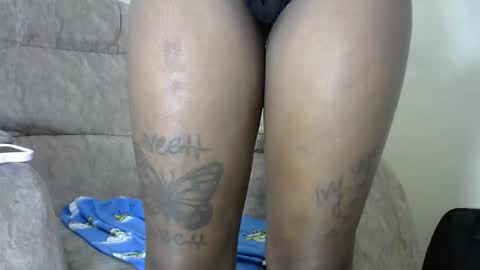 petitecandy23 online show from January 15, 9:18 pm