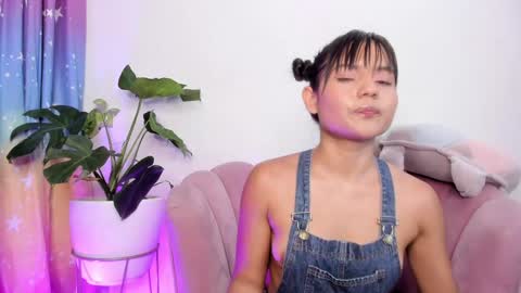 Danna  online show from December 10, 11:08 pm