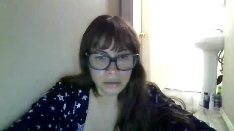 Snapshot of petitedoll30 chatting on April 28, 1:15 am Petitedoll30 online show from April 28, 1:15 am