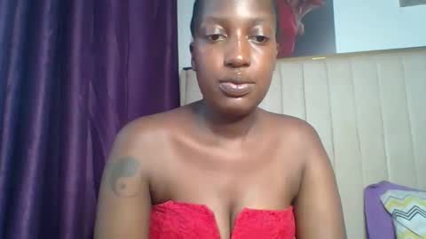 Snapshot of petiteebony6 chatting on April 28, 12:10 pm petiteebony6 online show from April 28, 12:10 pm