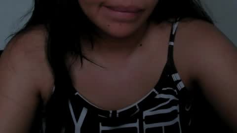 Snapshot of petitgirl_ chatting on May 28, 9:01 pm J A S S online show from May 28, 9:01 pm