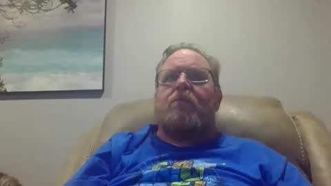 Snapshot of petman1968 chatting on March 18, 2:47 am petman1968 online show from March 18, 2:47 am