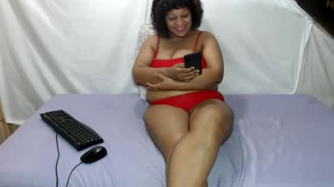 Snapshot of pettycashxx chatting on June 18, 6:24 am pettycashxx online show from June 18, 6:24 am