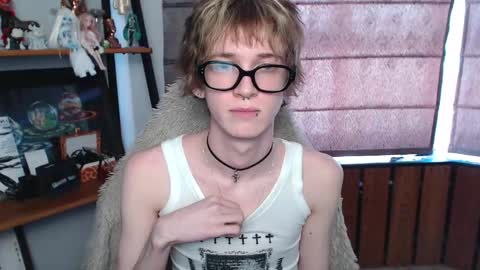 soren online show from April 17, 10:40 am