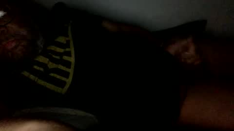 Snapshot of pgh1995 chatting on February 8, 1:47 pm pgh1995 online show from February 8, 1:47 pm