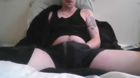 pgramlin09 online show from January 8, 8:00 pm