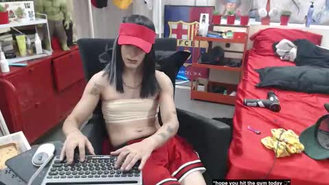 Snapshot of pgunpewpew chatting on May 16, 1:13 am BunnyBulk online show from May 16, 1:13 am