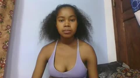 phania185885 online show from March 16, 5:50 pm