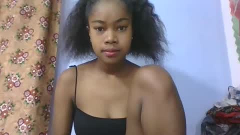 phania185885 online show from March 30, 4:24 am