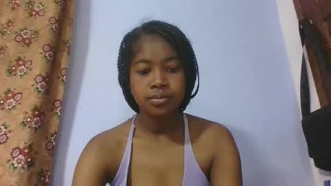 phania185885 online show from April 12, 4:50 am