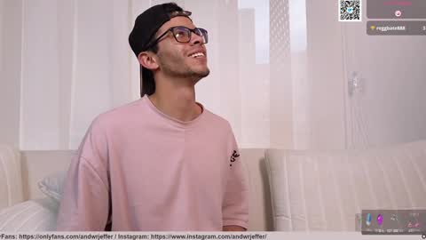 phantom_bigger1 online show from December 9, 9:16 pm