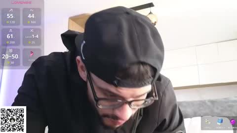 phantom_bigger1 online show from February 19, 6:59 pm