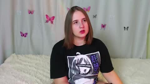 Snapshot of phantommira chatting on December 9, 9:37 pm phantommira online show from December 9, 9:37 pm