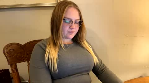 PhatAssBlond online show from January 29, 3:44 am