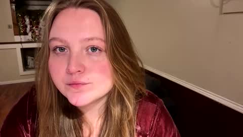 PhatAssBlond online show from December 19, 11:12 pm