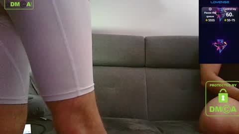 Snapshot of phelippebig chatting on December 8, 8:09 am LycraLover online show from December 8, 8:09 am