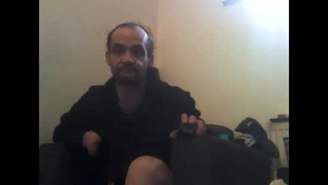 Snapshot of phil210283 chatting on January 22, 11:45 am phil210283 online show from January 22, 11:45 am