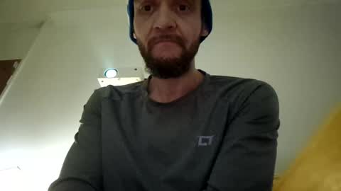 Snapshot of phil210283 chatting on February 5, 4:58 pm phil210283 online show from February 5, 4:58 pm