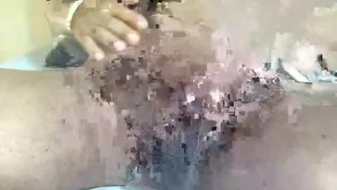 Snapshot of phil97224 chatting on February 24, 12:25 pm Philou972 online show from February 24, 12:25 pm