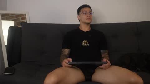 Snapshot of philip_dalton chatting on February 6, 2:05 am Philip Dalton online show from February 6, 2:05 am