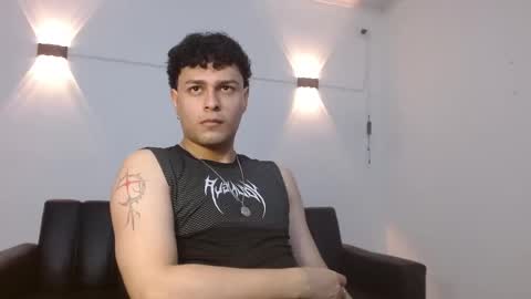 Philip online show from February 19, 10:39 pm