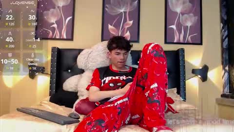 Snapshot of philippsx chatting on February 14, 11:23 pm PHILLIP online show from February 14, 11:23 pm