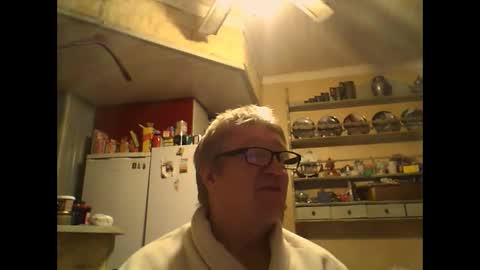 Snapshot of phillboys chatting on February 11, 10:48 pm phillboys online show from February 11, 10:48 pm