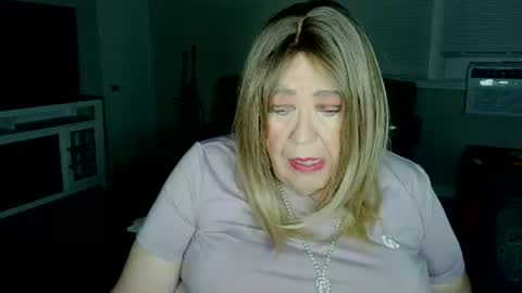 Snapshot of phillyguy195601 chatting on June 16, 5:32 am Geri online show from June 16, 5:32 am