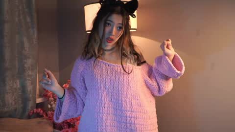 Hitomi oo online show from December 5, 3:50 pm