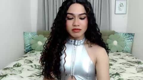 laura online show from January 9, 2:14 am