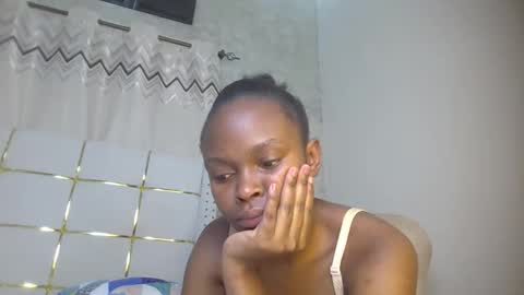 phoebe online show from February 12, 7:31 pm