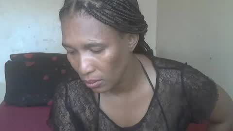 Snapshot of phoenixcandy chatting on January 10, 12:15 pm phoenixcandy online show from January 10, 12:15 pm