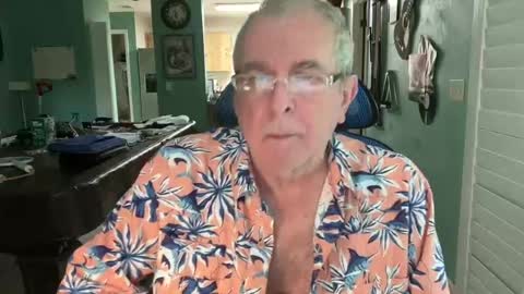 Snapshot of photobilly22 chatting on August 5, 3:37 pm photobilly22 online show from August 5, 3:37 pm