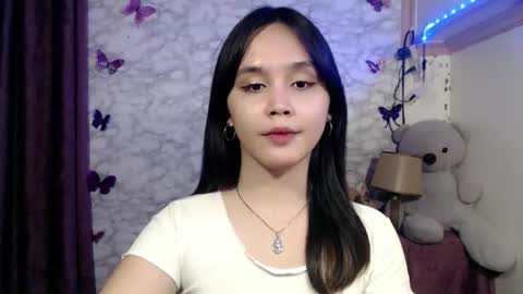 Ms Pia online show from April 19, 5:45 pm
