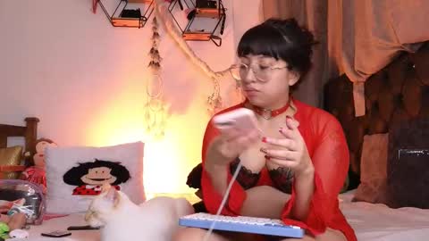  PIA FISHER  online show from January 19, 1:09 am