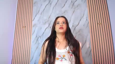 Snapshot of piagelvez_ chatting on October 12, 1:21 pm piagelvez_ online show from October 12, 1:21 pm