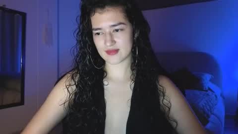 Snapshot of piama_burnss chatting on March 27, 11:37 pm piama_burnss online show from March 27, 11:37 pm