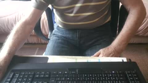 Snapshot of piavola chatting on June 14, 9:33 am piavola online show from June 14, 9:33 am