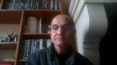 Snapshot of pichoun71 chatting on December 27, 11:28 am pichoun71 online show from December 27, 11:28 am