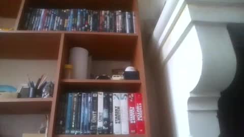 Snapshot of pichoun71 chatting on December 31, 11:09 am pichoun71 online show from December 31, 11:09 am