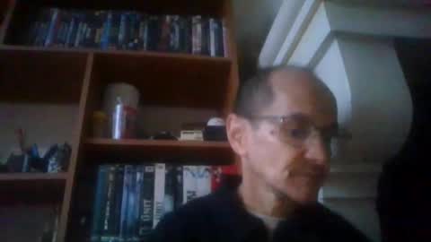 Snapshot of pichoun71 chatting on January 2, 3:51 pm pichoun71 online show from January 2, 3:51 pm