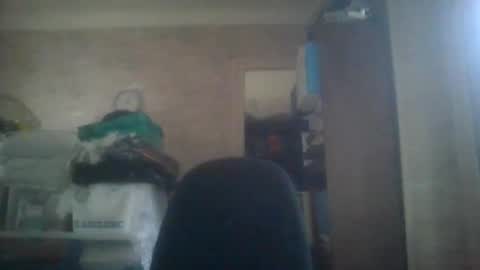 Snapshot of pichoun71 chatting on January 4, 11:11 am pichoun71 online show from January 4, 11:11 am