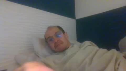 Snapshot of pichoun71 chatting on January 8, 9:12 pm pichoun71 online show from January 8, 9:12 pm